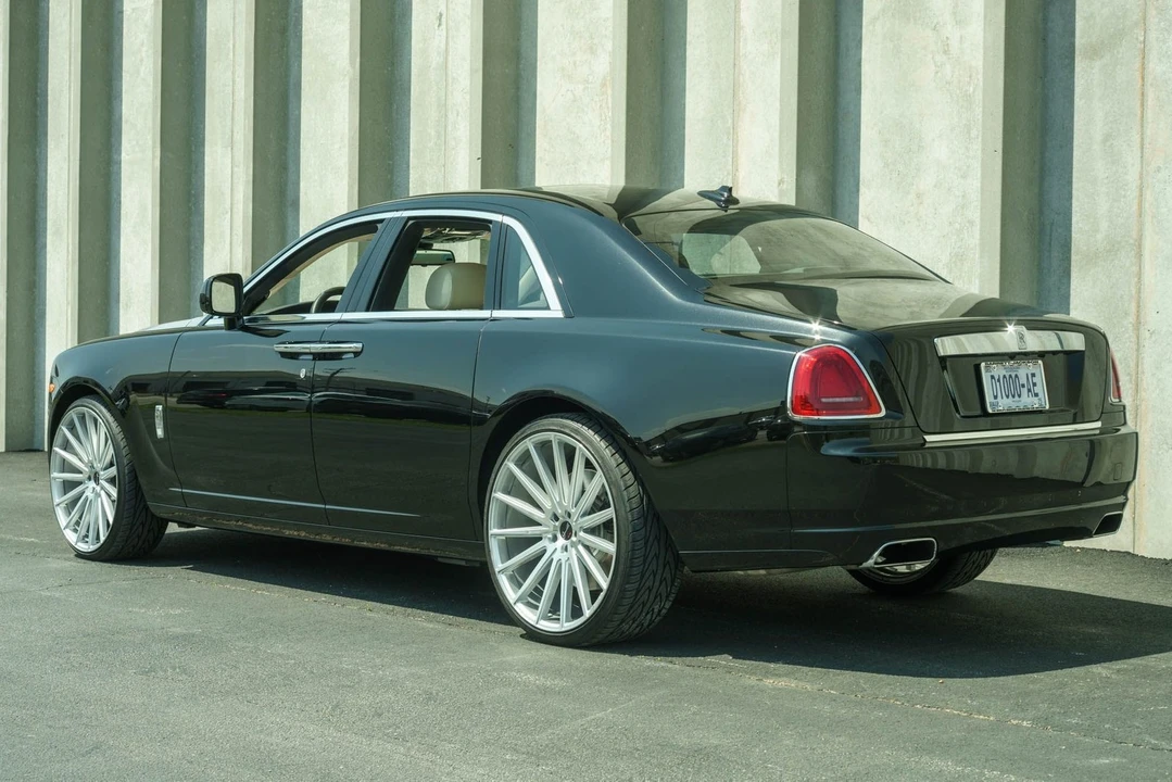 2011 Rolls-Royce Ghost 1st Gen - Image 6 of 21