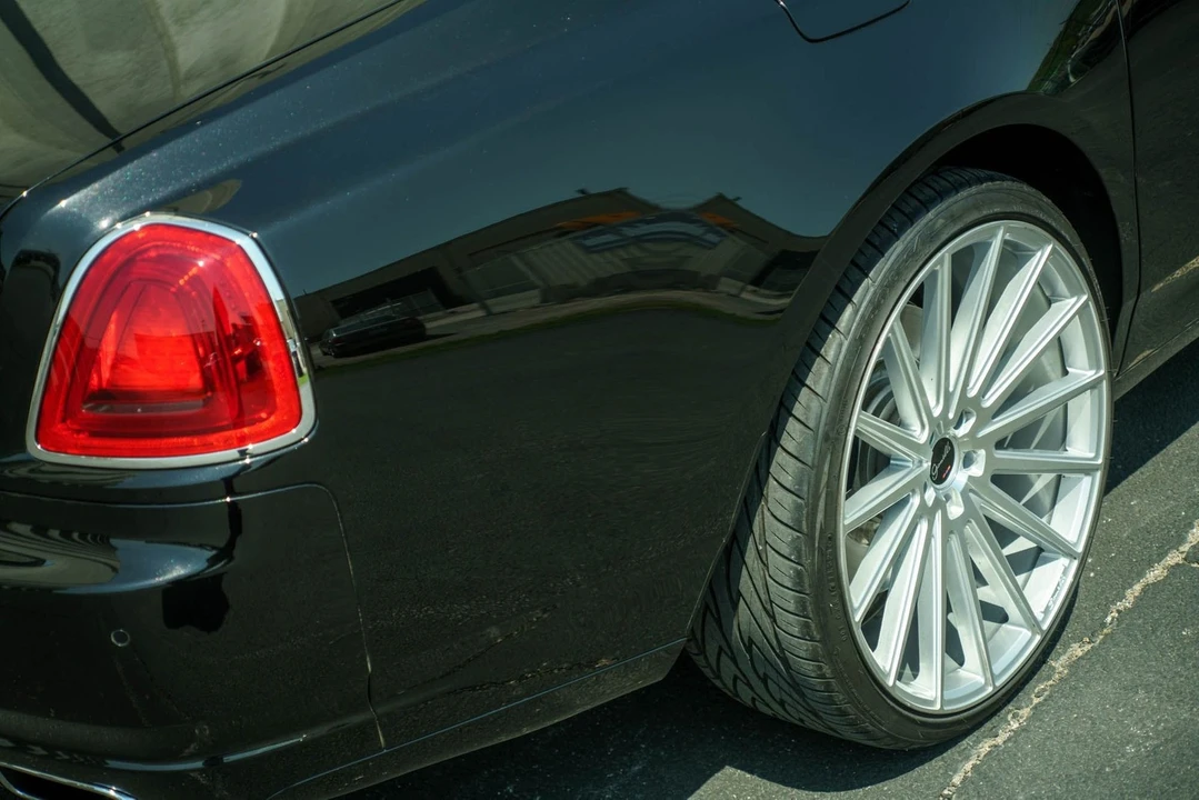 2011 Rolls-Royce Ghost 1st Gen - Image 12 of 21