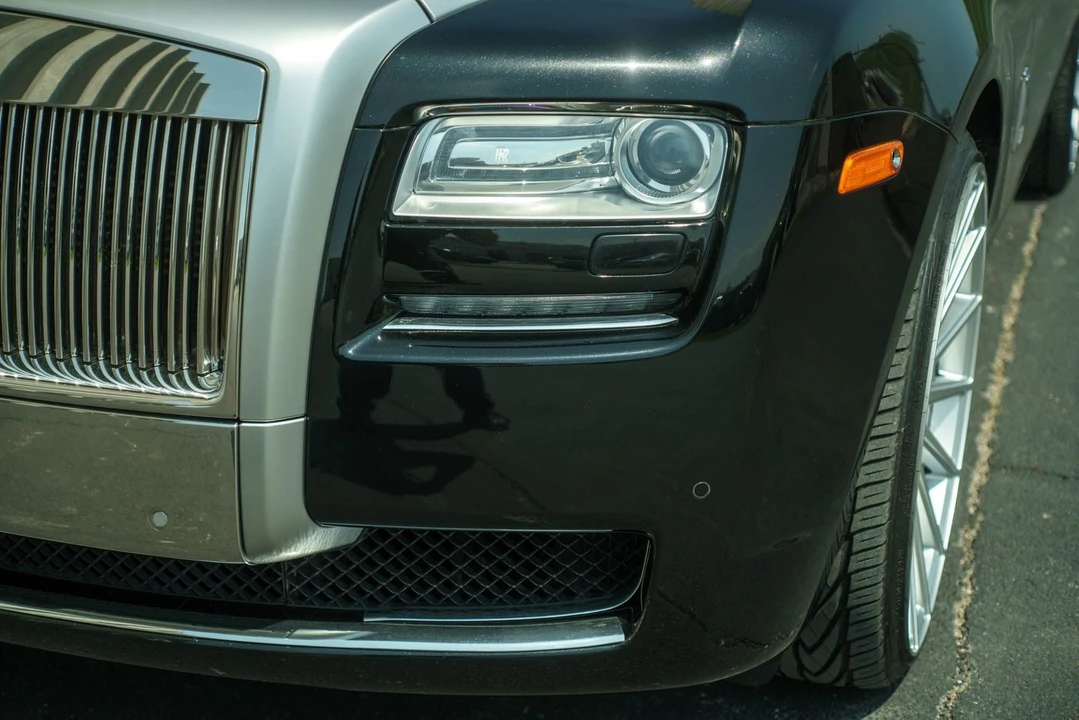 2011 Rolls-Royce Ghost 1st Gen - Image 11 of 21