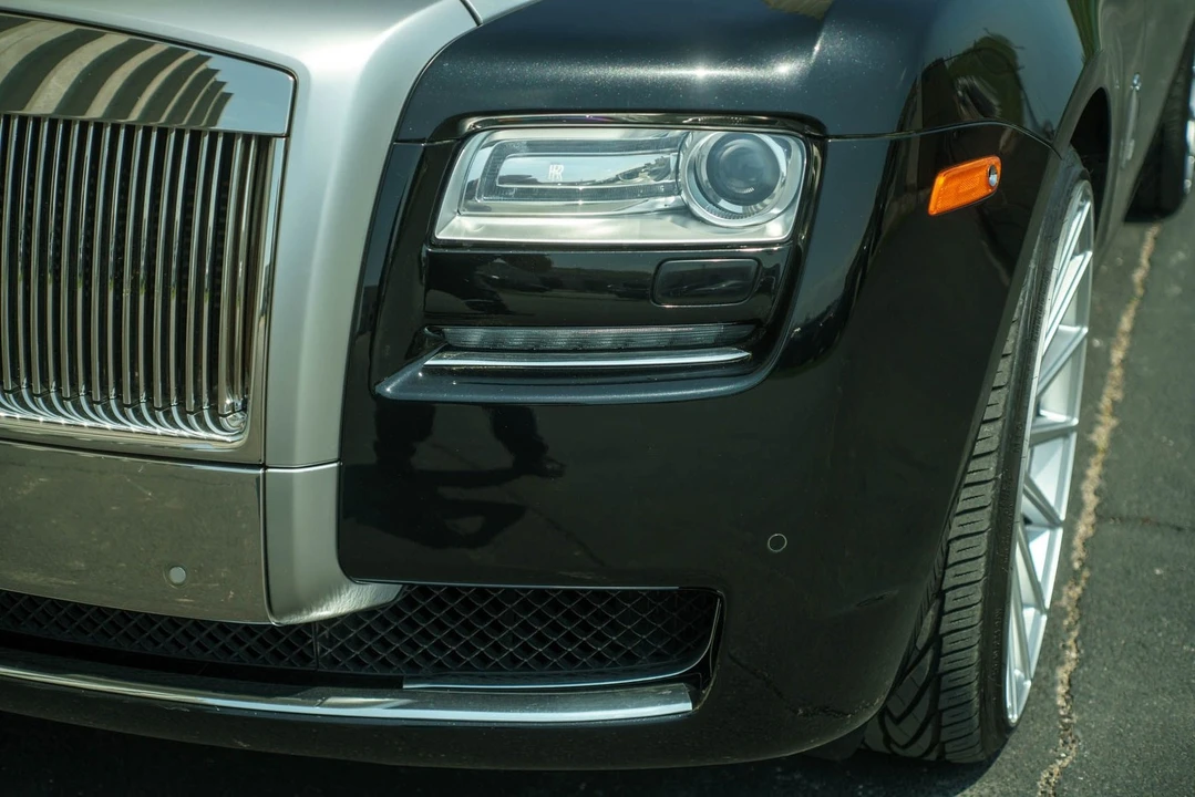 2011 Rolls-Royce Ghost 1st Gen - Image 11 of 21