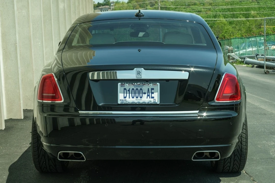 2011 Rolls-Royce Ghost 1st Gen - Image 5 of 31