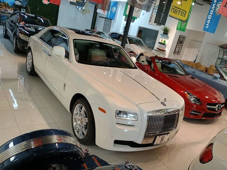 2011 Rolls-Royce Ghost 1st Gen - Image 5 of 12