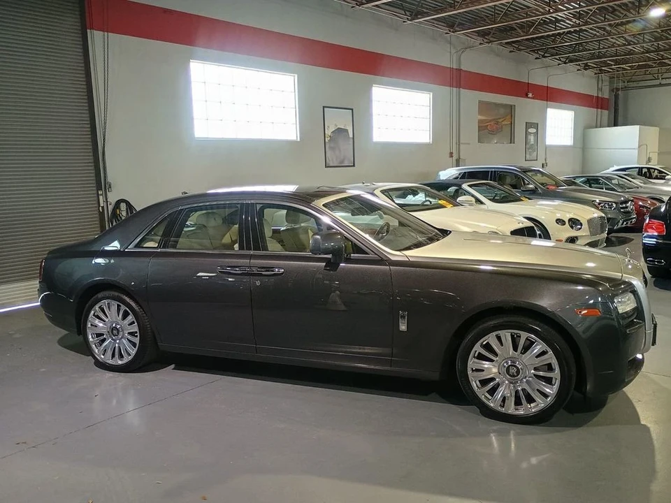2011 Rolls-Royce Ghost 1st Gen - Image 6 of 12