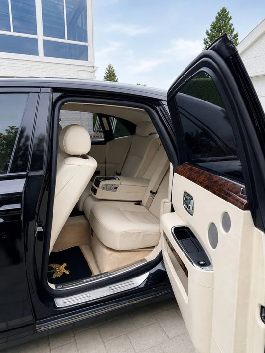 2011 Rolls-Royce Ghost 1st Gen - Image 10 of 12