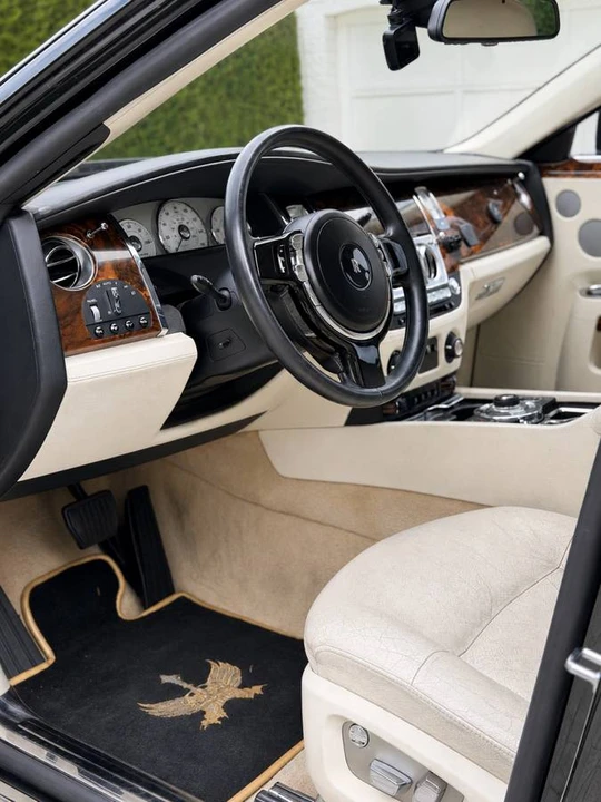 2011 Rolls-Royce Ghost 1st Gen - Image 4 of 12