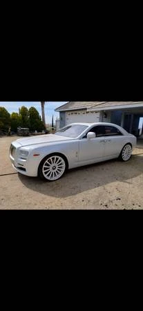 2011 Rolls-Royce Ghost 1st Gen - Image 5 of 14