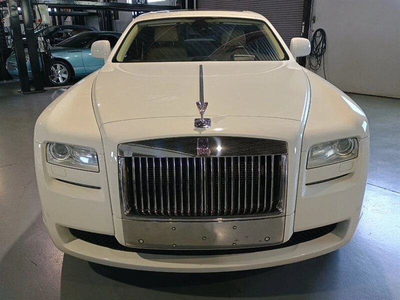 2011 Rolls-Royce Ghost 1st Gen - Image 9 of 20