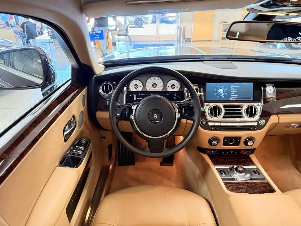2011 Rolls-Royce Ghost 1st Gen - Image 10 of 20