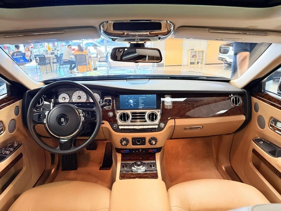 2011 Rolls-Royce Ghost 1st Gen - Image 10 of 20