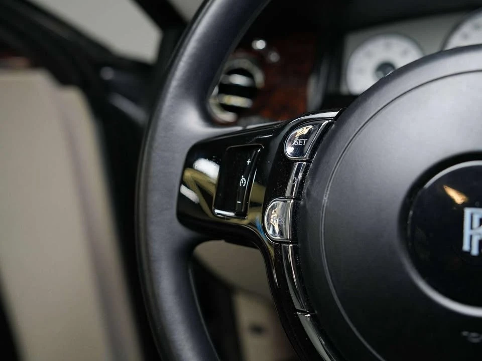 2011 Rolls-Royce Ghost 1st Gen - Image 11 of 20