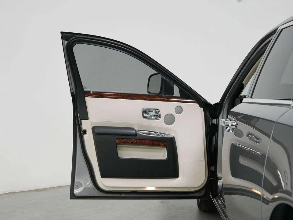 2011 Rolls-Royce Ghost 1st Gen - Image 8 of 20