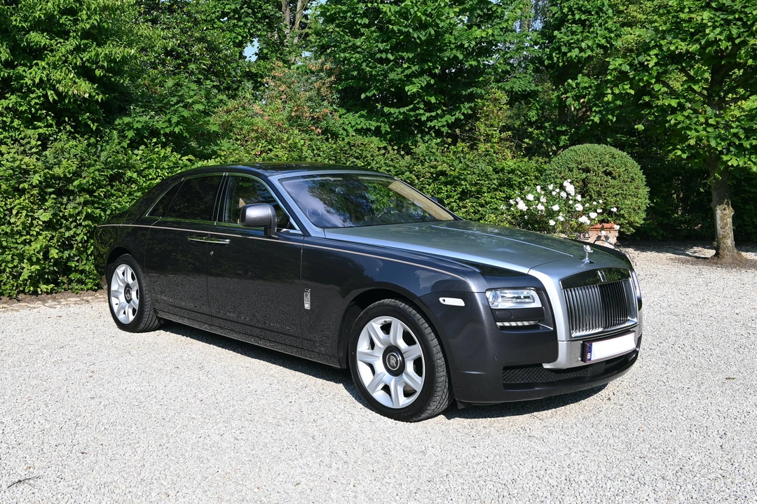 2010 Rolls-Royce Ghost 1st Gen - Image 2 of 2