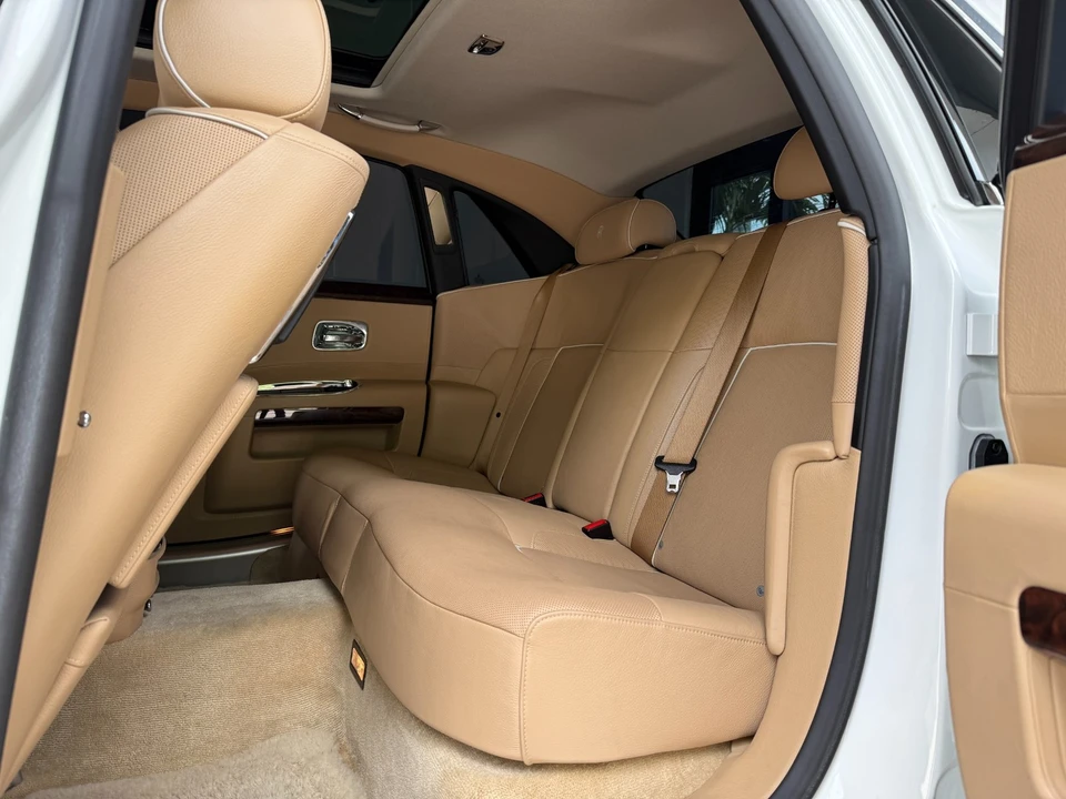 2011 Rolls-Royce Ghost 1st Gen - Image 21 of 21