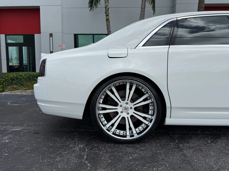 2011 Rolls-Royce Ghost 1st Gen - Image 4 of 21
