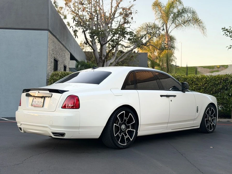 2011 Rolls-Royce Ghost 1st Gen - Image 27 of 31