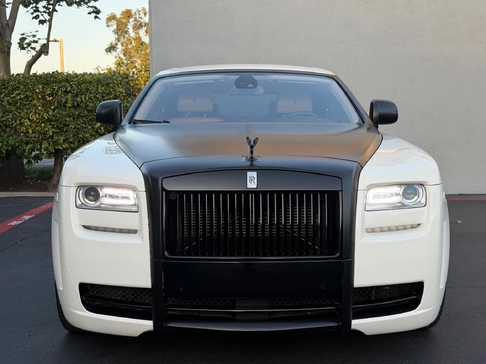 2011 Rolls-Royce Ghost 1st Gen - Image 11 of 31
