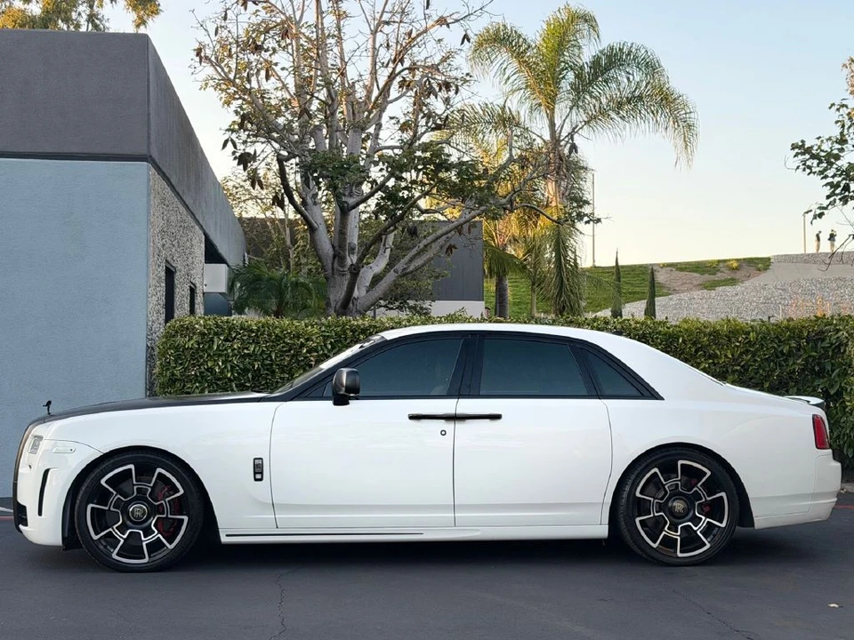 2011 Rolls-Royce Ghost 1st Gen - Image 15 of 31