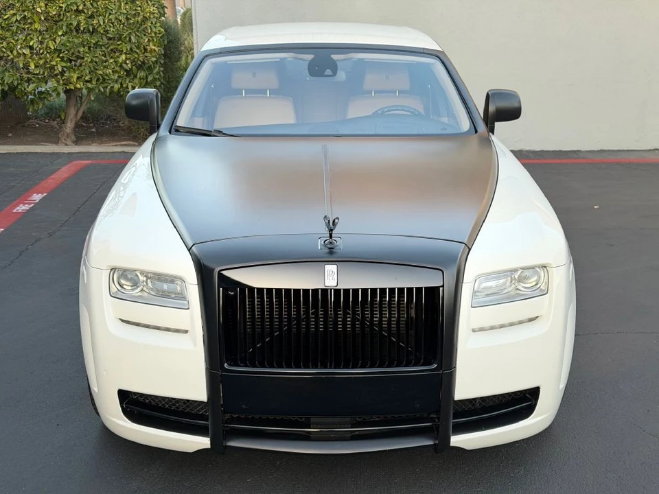 2011 Rolls-Royce Ghost 1st Gen - Image 20 of 31
