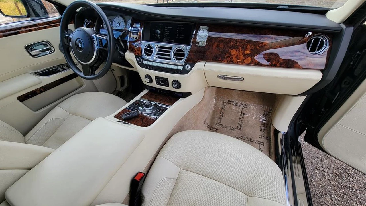 2011 Rolls-Royce Ghost - Image 19 of 31