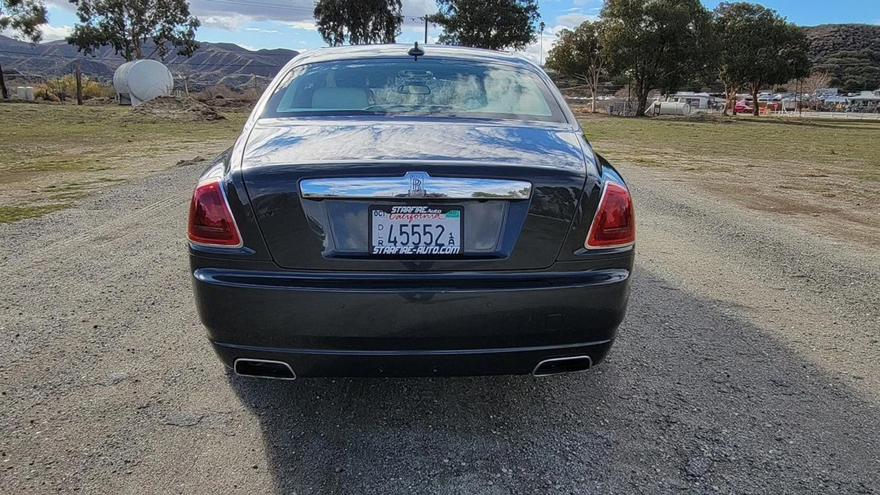 2011 Rolls-Royce Ghost - Image 17 of 31