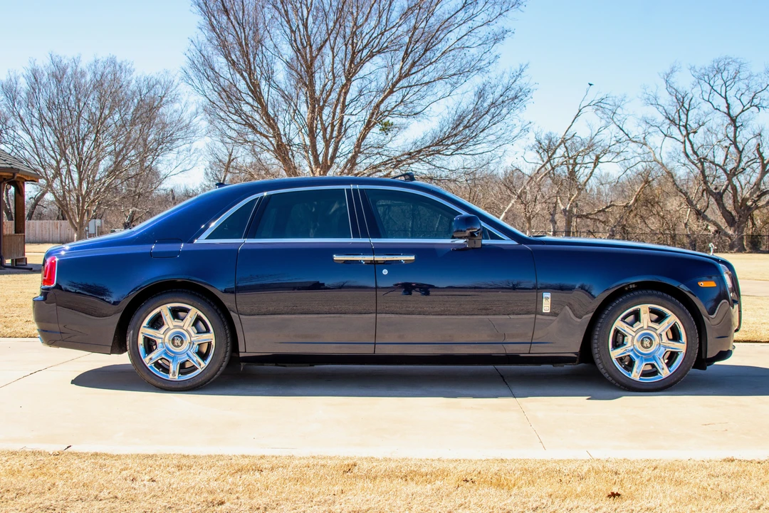 2011 Rolls-Royce Ghost 1st Gen - Image 29 of 31