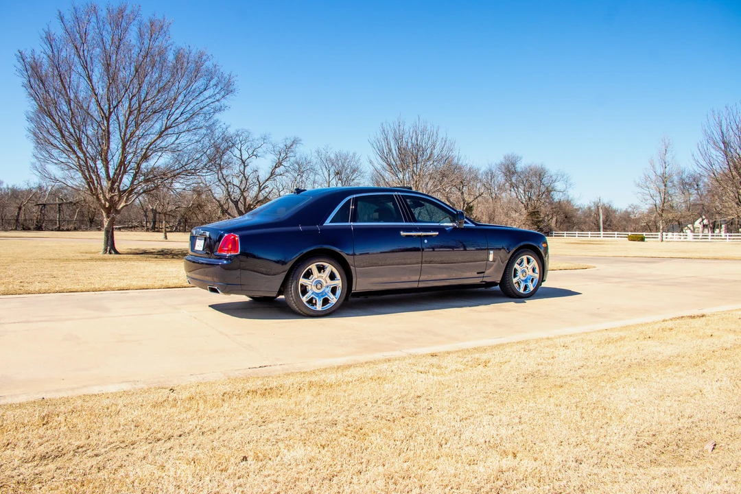 2011 Rolls-Royce Ghost 1st Gen - Image 28 of 31