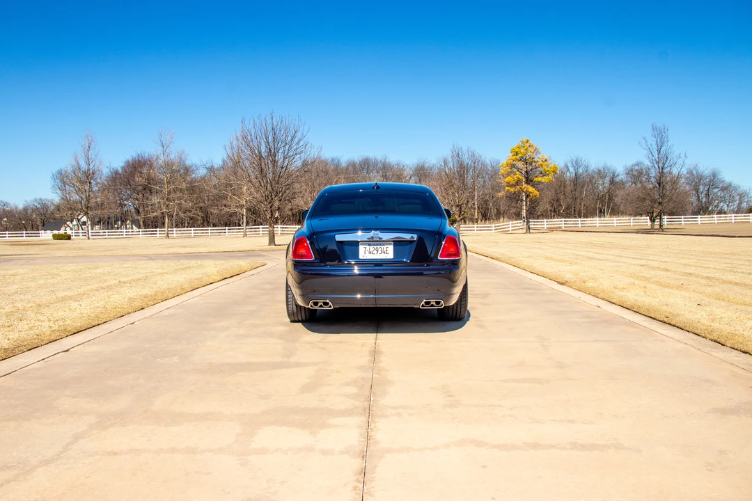 2011 Rolls-Royce Ghost 1st Gen - Image 26 of 31
