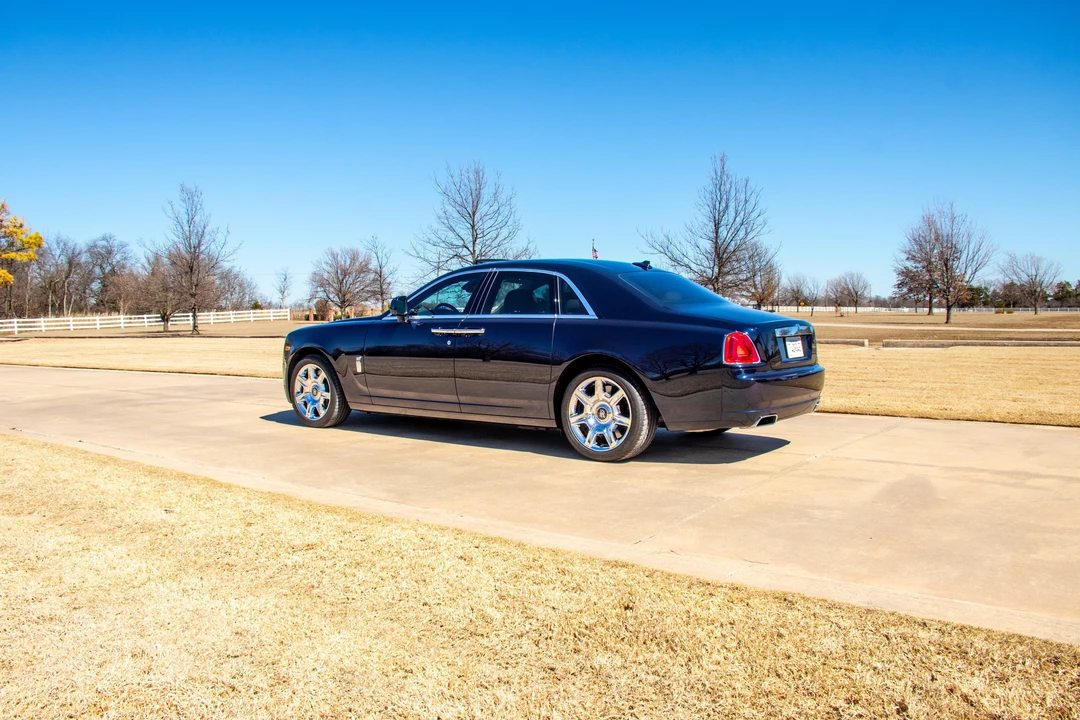 2011 Rolls-Royce Ghost 1st Gen - Image 24 of 31