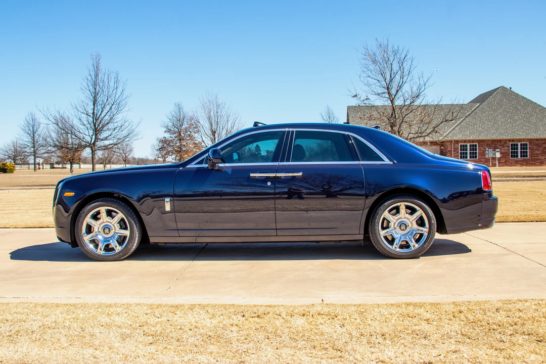 2011 Rolls-Royce Ghost 1st Gen - Image 21 of 31