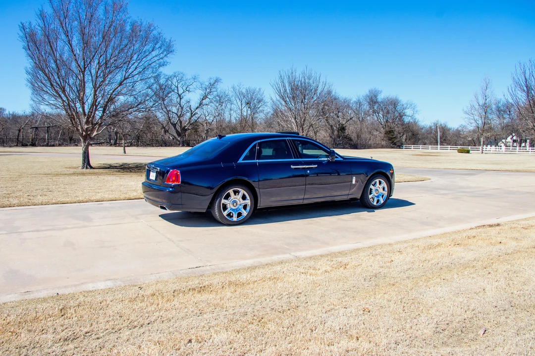 2011 Rolls-Royce Ghost 1st Gen - Image 16 of 31