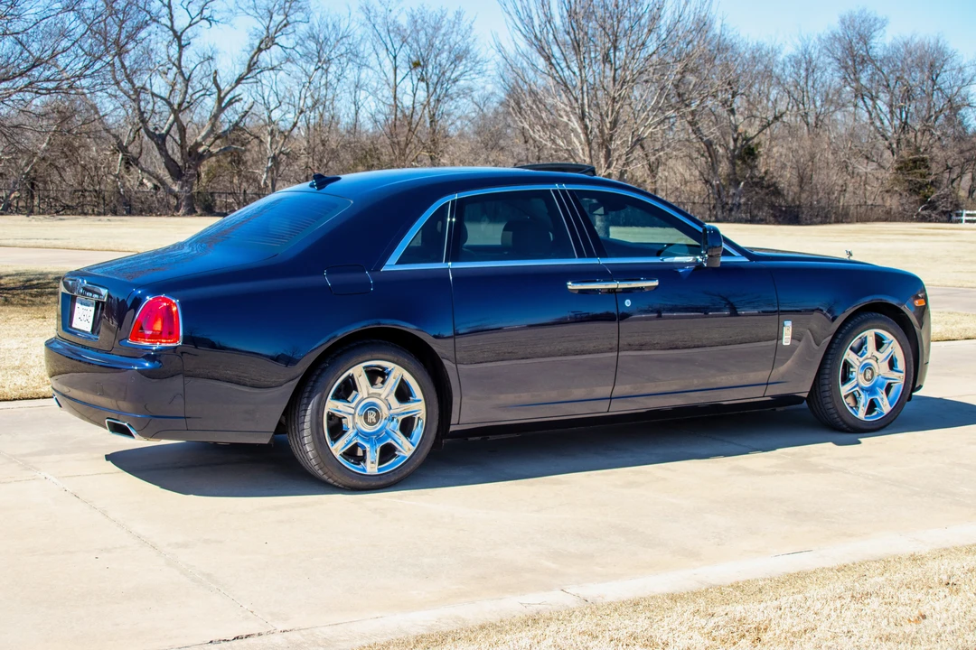 2011 Rolls-Royce Ghost 1st Gen - Image 8 of 31