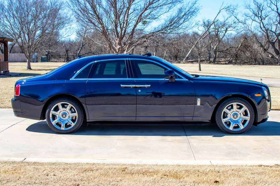 2011 Rolls-Royce Ghost 1st Gen - Image 9 of 31