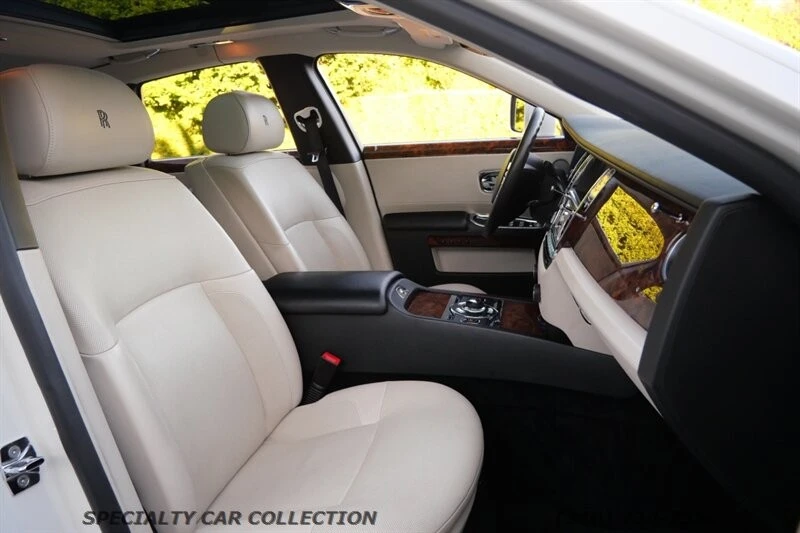 2011 Rolls-Royce Ghost 1st Gen - Image 18 of 21