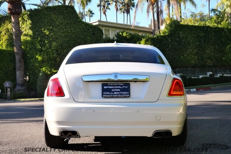 2011 Rolls-Royce Ghost 1st Gen - Image 8 of 21