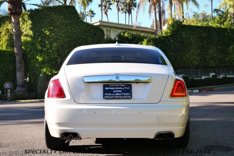 2011 Rolls-Royce Ghost 1st Gen - Image 8 of 12