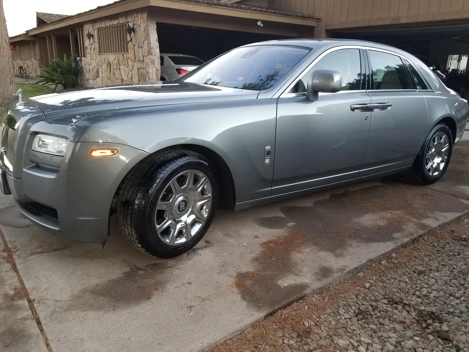 2010 Rolls-Royce Ghost 1st Gen - Image 11 of 31