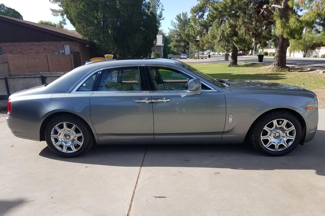 2010 Rolls-Royce Ghost 1st Gen - Image 3 of 31