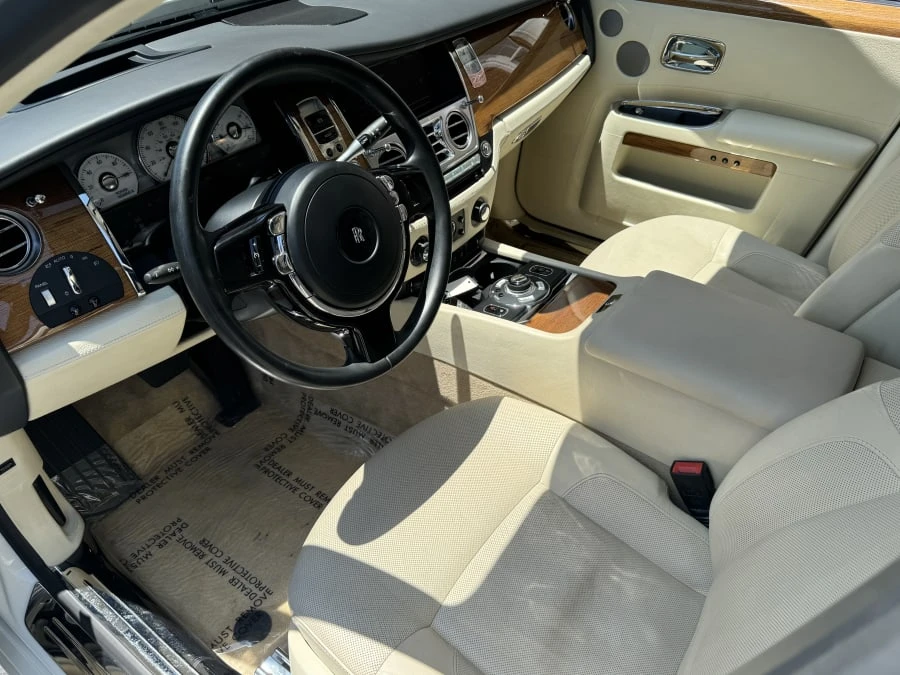 2011 Rolls-Royce Ghost 1st Gen - Image 5 of 9