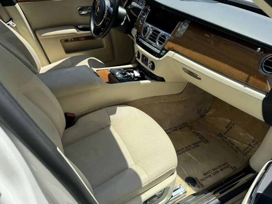2011 Rolls-Royce Ghost 1st Gen - Image 6 of 9