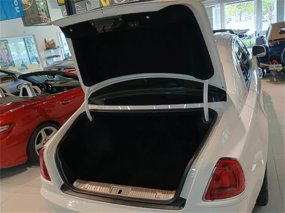 2011 Rolls-Royce Ghost 1st Gen - Image 19 of 22