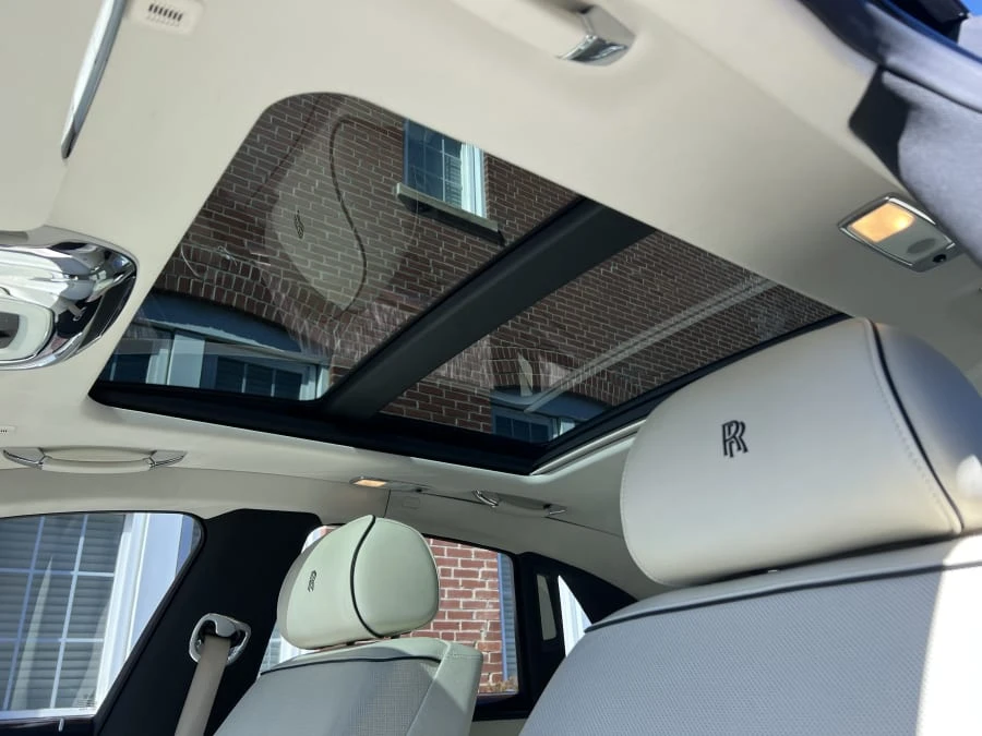 2011 Rolls-Royce Ghost 1st Gen - Image 8 of 13