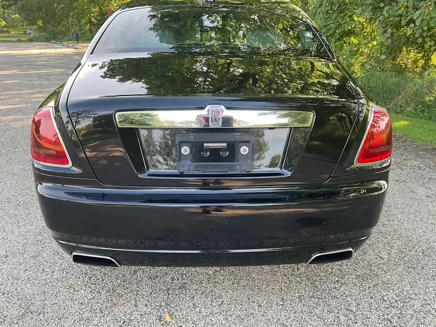 2011 Rolls-Royce Ghost 1st Gen - Image 5 of 18