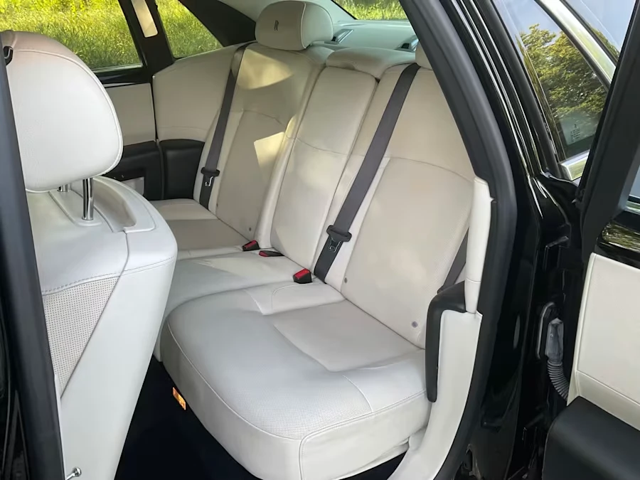 2011 Rolls-Royce Ghost 1st Gen - Image 13 of 18