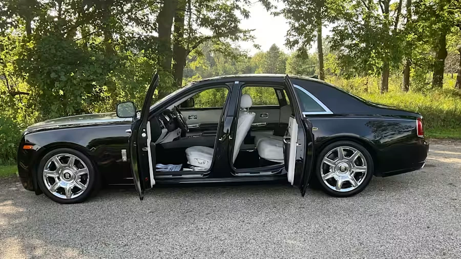 2011 Rolls-Royce Ghost 1st Gen - Image 7 of 18
