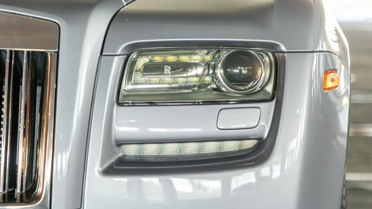 2011 Rolls-Royce Ghost 1st Gen - Image 11 of 31