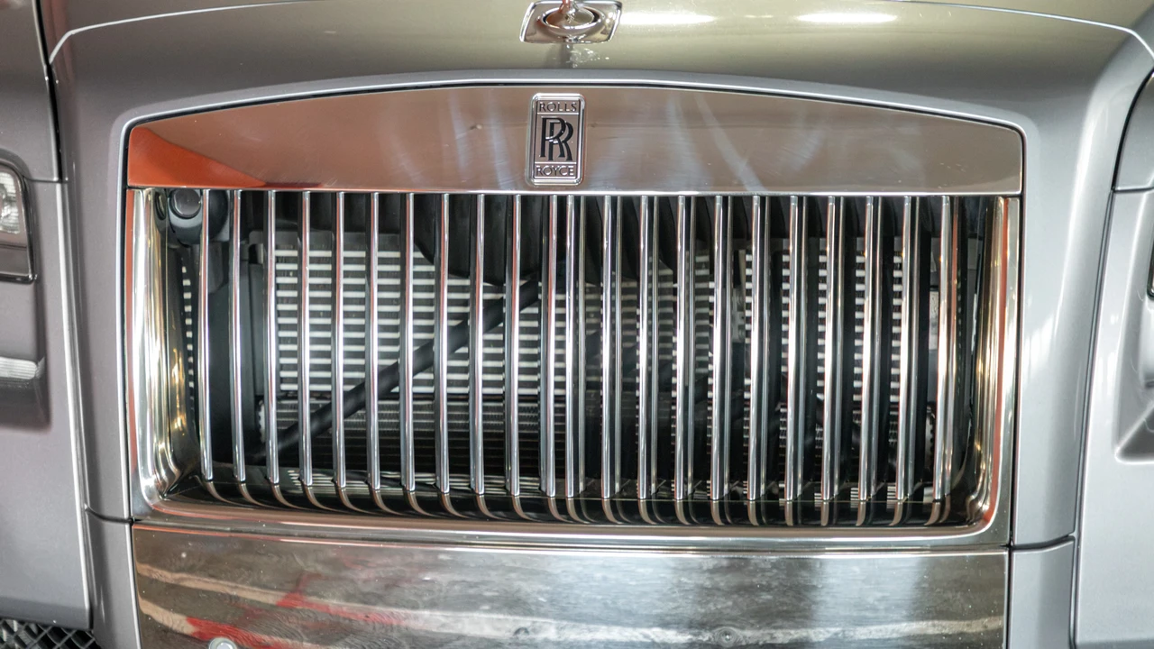 2011 Rolls-Royce Ghost 1st Gen - Image 26 of 31