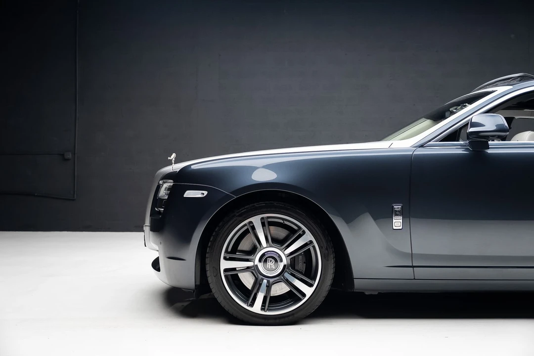 2011 Rolls-Royce Ghost 1st Gen - Image 19 of 21