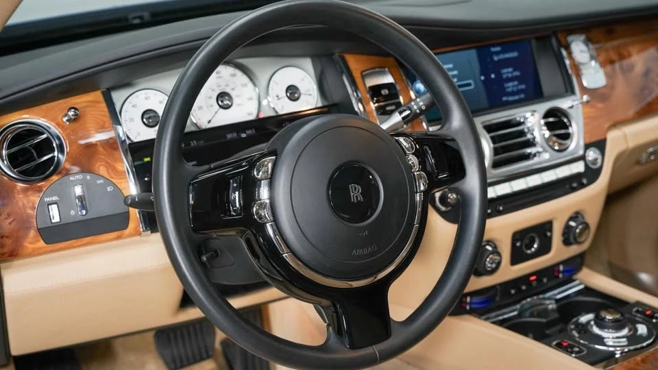 2011 Rolls-Royce Ghost 1st Gen - Image 11 of 20