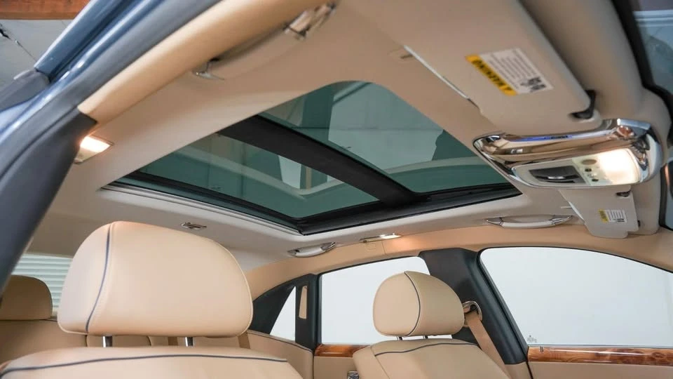 2011 Rolls-Royce Ghost 1st Gen - Image 19 of 20