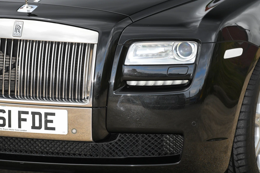 2011 Rolls-Royce Ghost 1st Gen - Image 27 of 31